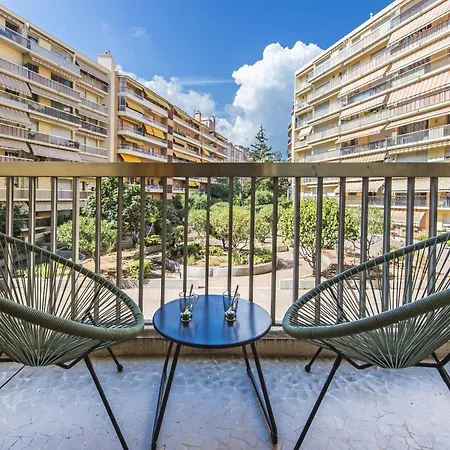 Appartement Colonel Hebert Deux Pieces Climatise *