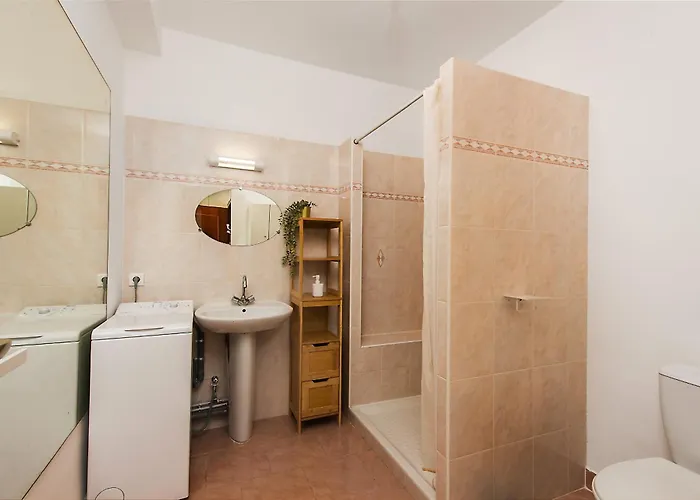 Colonel Hebert Deux Pieces Climatise 멍똥